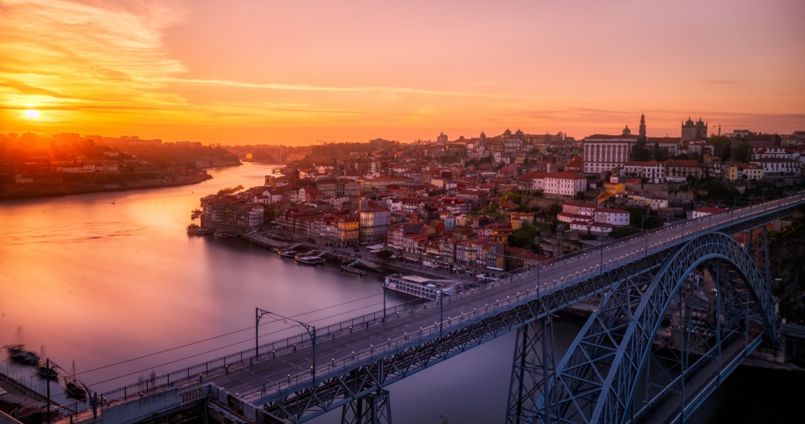 Single Travelers in Porto // what to do? 