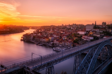 Single Travelers in Porto // what to do? 